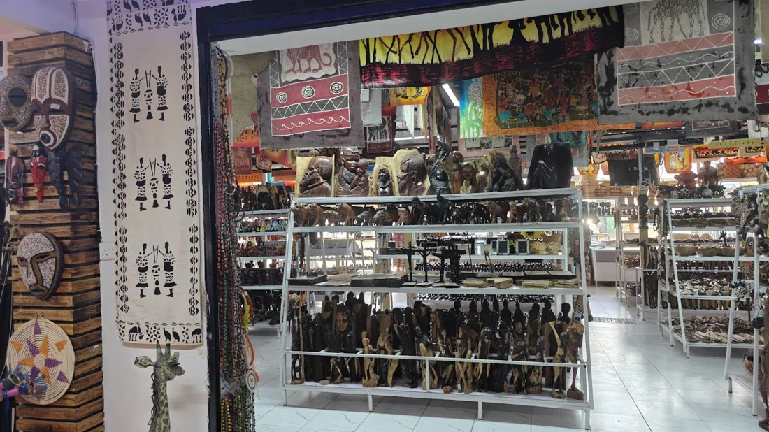 Maasai Market at Yaya Centre (Sunday), Nairobi
